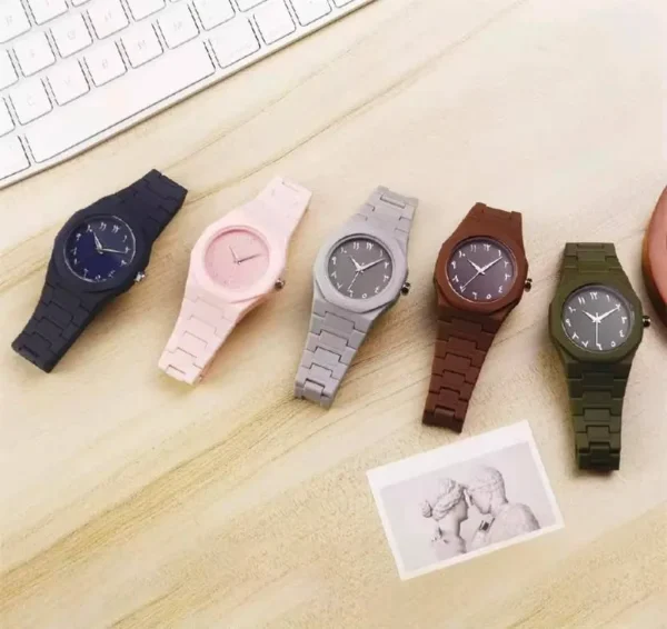 Montre Unisexe Silicone Premium – Édition Chiffres Arabes